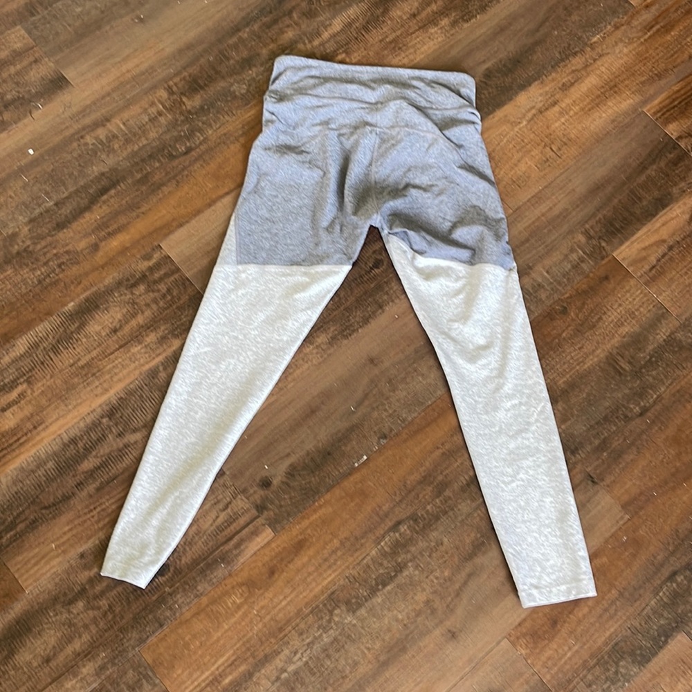 Outdoor Voices Grey leggings size medium